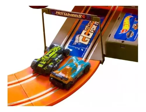 Pista Hot Wheels Track Set Deluxe 632cm 2 Carros - Oferta