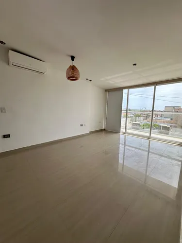 Hermosa Casa Urb Vistamar