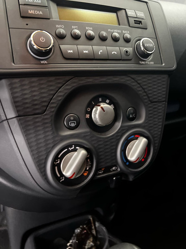 Nissan March 1.6 Sense At