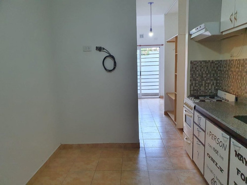 Imagen 7 de 14 de Departamento En Venta En Avellaneda Este