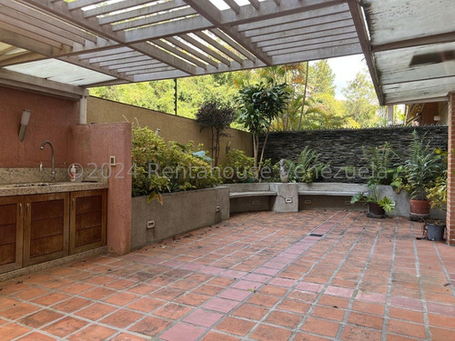 Se Vende Bello Apartamento En Las Esmeraldas Mls 24-22052