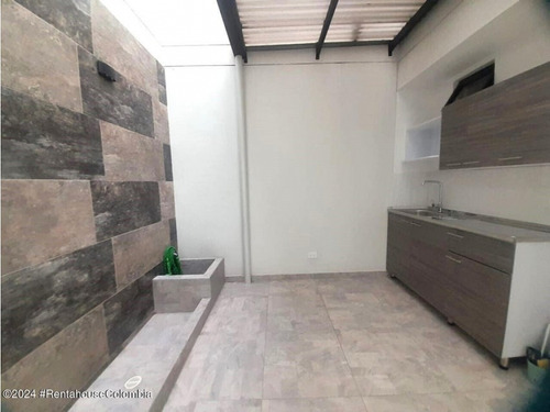 Comercial En Cali Rah Co: 25-1218
