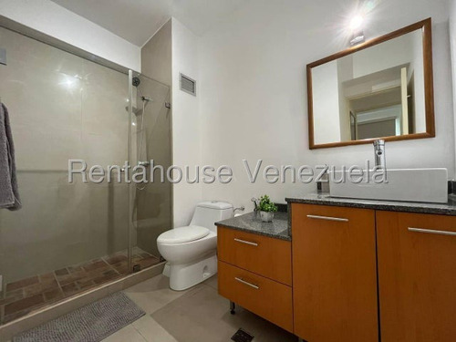 Agp Apartamento Con Cocina Equipada, Piso Porcelanato, Piscina, En Venta En Santa Eduvigis 25-16474 Ys
