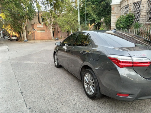 Toyota Corolla L/nueva