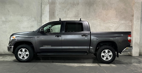 Toyota Tundra 5.7 Sr5 Doble V8 4x2 At
