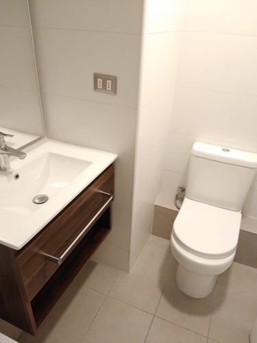 Depto Nuevo, Edificio Estilo Hotelero Arrendatarios - 3d 2b