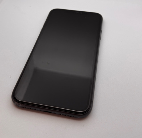 Apple iPhone 11 (128 Gb) - Desbloqueado - Negro- En Excelentes Condiciones (Usado)