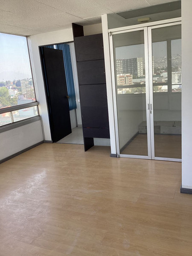 Oficina En Renta En Torre Ejecutiva Satélite. Naucalpan/tlalnepantla.