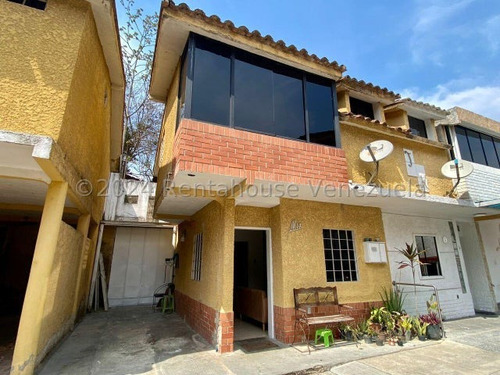 Townhouse Los Aleros Naguanagua 24-20852