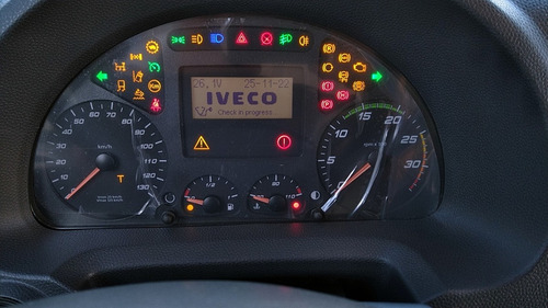 Imagen 23 de 23 de Iveco New Tector 280