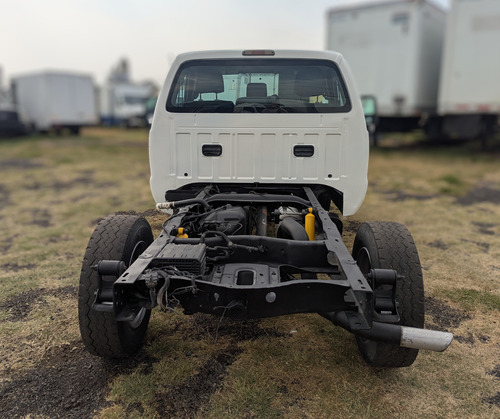 Ford F250 V8 Gasolina 2012, Automática (5 Toneladas)