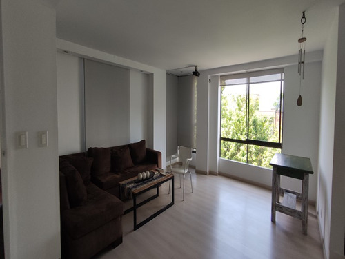 Apartamento Amoblado Para Arriendo En El Poblado Sector El Tesoro (20406).