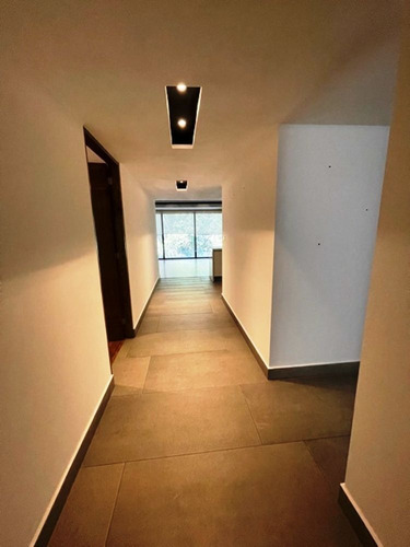 Imagen 3 de 11 de Moderno Departamento Exterior Con Electrodomésticos Y Balcón