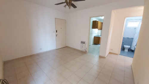 Venta Departamento 3 Ambientes Flores Lavadero