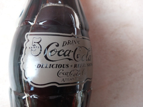 Imagen 4 de 7 de Botella Conmemorativa 100años Coca Cola Para Colección