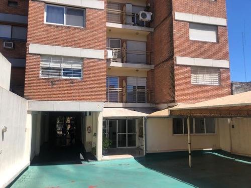 Imagen 14 de 16 de Departamento Semipiso - Castelar Norte - 3 Ambientes - Venta - Permuta