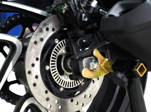 Bajaj Dominar 400 2025