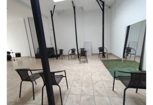 Se Alquila Local En El Centro Manizales