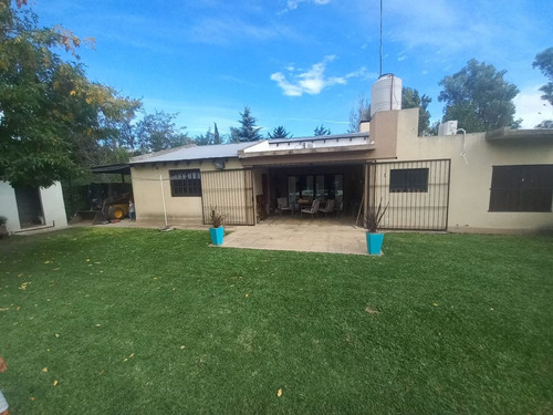 Venta Casa 3 Ambientes Lujan Gran Lote Con Pileta