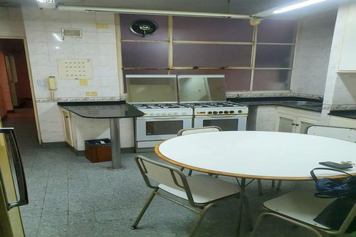 Imagen 15 de 26 de Semipiso Luminoso | Oportunidad/retasado | Bella Vista A Plaza Libertad | Patio A Pulmón De Manzana