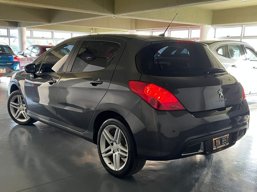 Peugeot 308 2.0 Feline 143cv