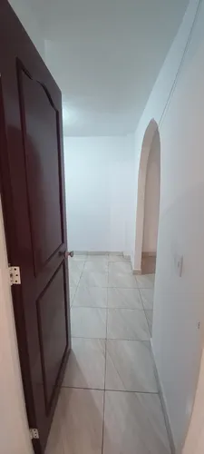 Casa 4 Niveles Área 6 X 12 Mts Con Bodega