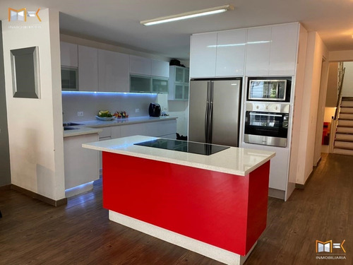 Imagen 5 de 15 de Mk Inmobiliaria Vende En La Lagunita Del Municipio El Hatillo, Estupendo Town House / 04126968207