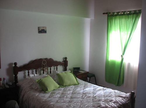 Casa En Venta - 3 Dormitorios 2 Dormitorios - 116mts2 Totales - Caseros