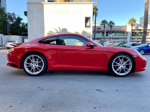 Porsche Carrera 911 Coupe 2017