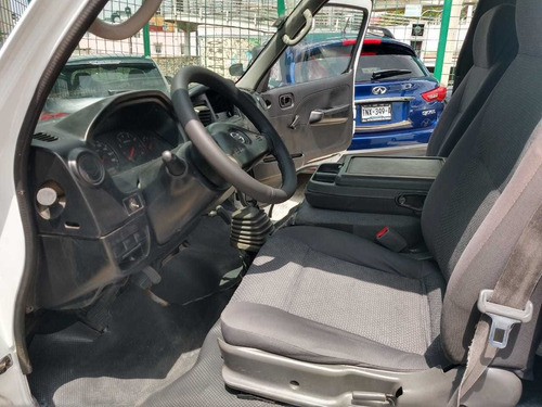 Nissan Urvan 2.5 Dv Panel Larga Mt 2009