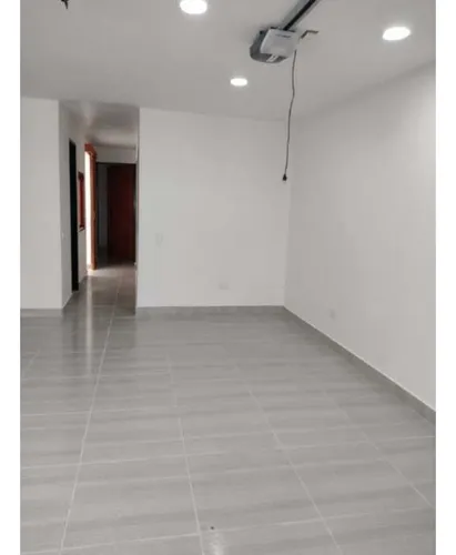 Hermoso Apartamento En Primer Piso En Excelente Ubicación Y Vecindario