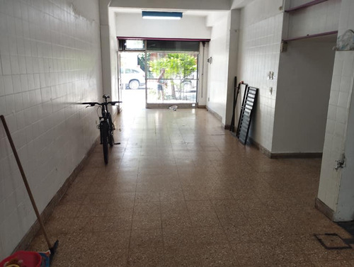 Vende Local A La Calle En Caballito