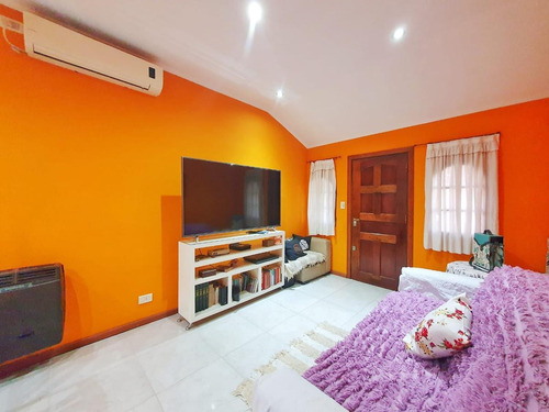 Imagen 2 de 30 de Venta Casa Para Dos Familias 5 Amb 198 M2 Valentin Alsina