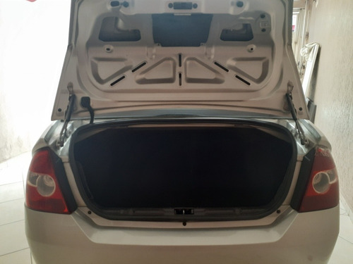 Imagem 7 de 7 de Ford Fiesta Sedan 1.6 Flex