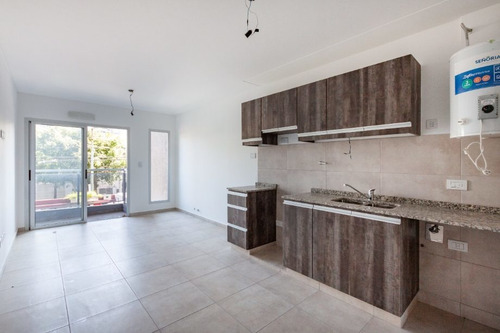 Imagen 7 de 13 de Departamento De 2 Ambientes En Venta - Moron Sur