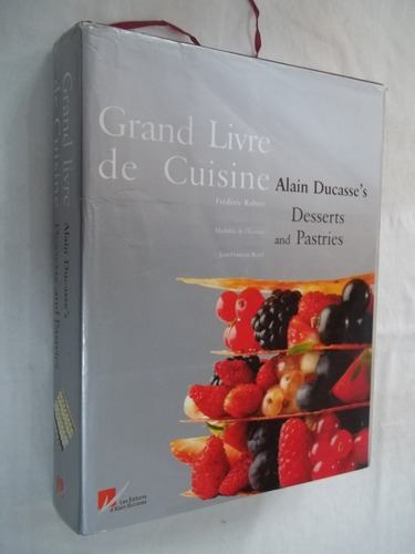 Livro - Grand Livre De Cuisine Desserts And Pastries Outlet