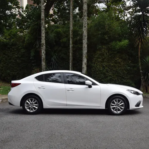 Mazda 3 2.0 Touring At
