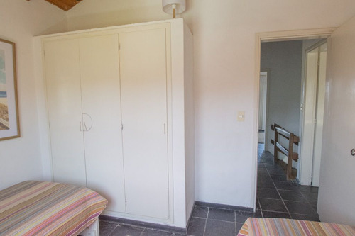 Casa En Venta De 3 Dormitorios En Montoya (ref: Est-387)