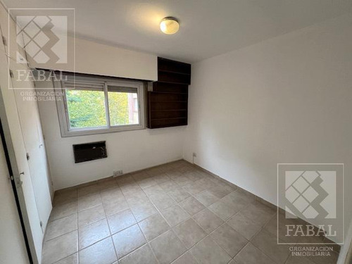 Departamento Venta Centro, 3 Dormitorios Y Baño