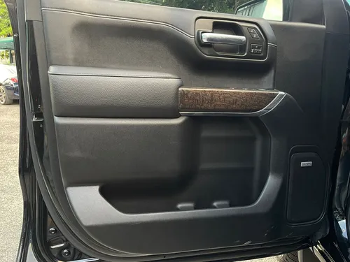GMC Sierra 6.2 Denali Dvd At