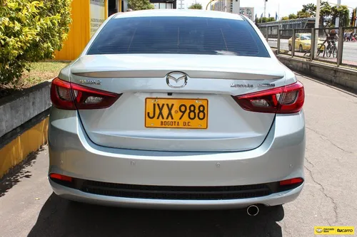 Mazda 2 1.5 Grand Touring Lx Sedan