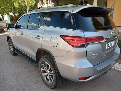 Toyota Sw4 2.8 Srx 177cv 4x4 7as At 2016