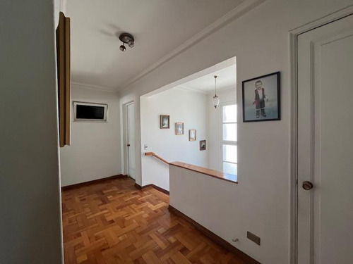 Venta Casa 5d 2b Servicios 2 Pisos Terreno 283/457 Me Ñuñoa