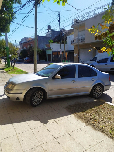 Volkswagen Bora 1.8 T Highline Cu 2006