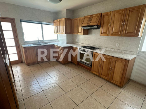 Casa En Venta En Claustros De Satiago