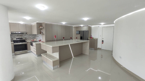 Imagen 1 de 17 de Adriana Castellanos +58 412 6697984 Ofrece Venta De Hermoso Apartamento Duplex En Residencias Iceberg El Rincón Edo. Carabobo Cod. 164797