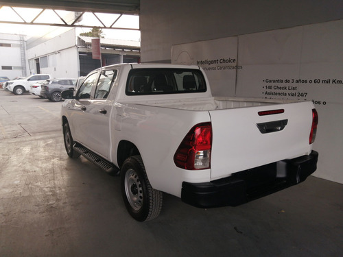 Toyota Hilux 2.8 Cabina Doble Base Mt