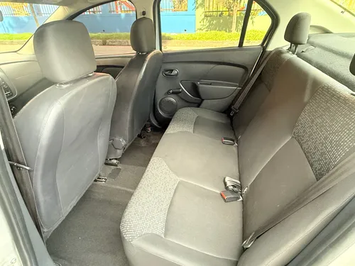 Renault Logan 1.6 Authentique / Life