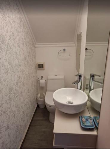 Casa Remodelada Con Terminaciones De Alto Nivel En Condomini