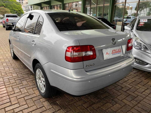 Imagem 3 de 15 de Volkswagen Polo Sedan 1.6 Mi 8v Total Flex 2004